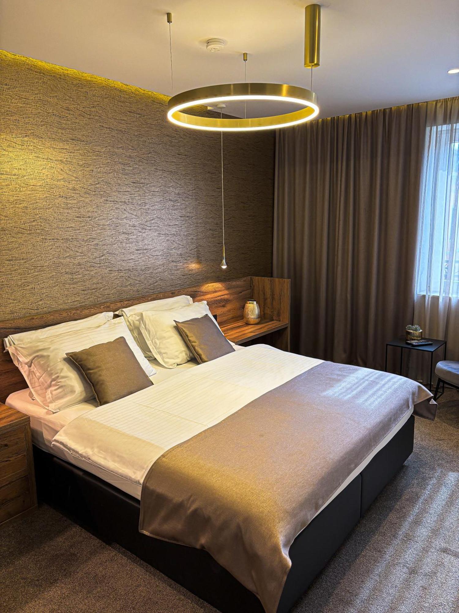 Calma Luxury Rooms Split Exterior photo