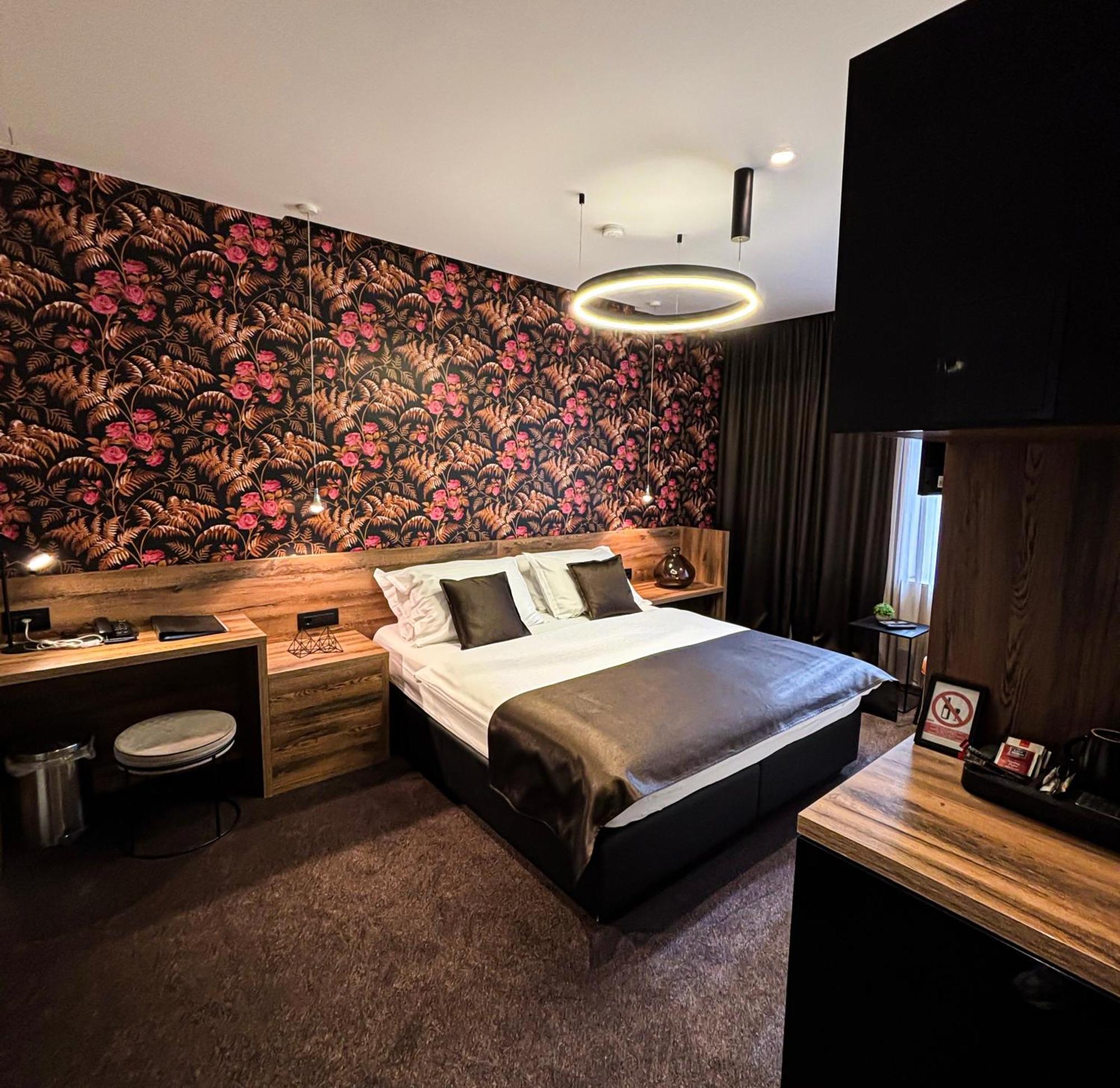 Calma Luxury Rooms Split Exterior photo